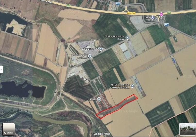Teren Construcții extravilan de 26388 mp, în Est