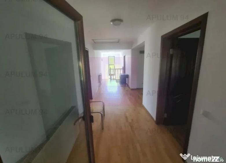Casă cu 7 camere cu Teren 950 Mp în Liceul Militar