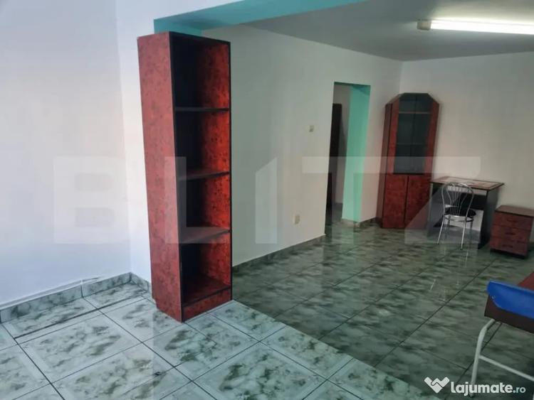 Apartament cu 2 camere decomandat în Decebal