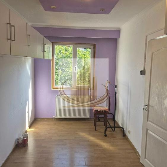 Apartament cu 3 camere semidecomandat în Șagului