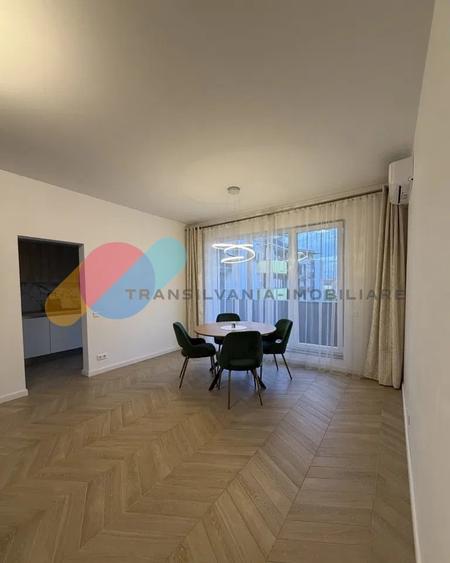Apartament cu 2 camere semidecomandat, mobilat în Semicentral