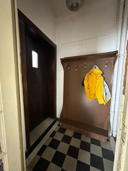 Apartament cu 3 camere decomandat în Armeneasca