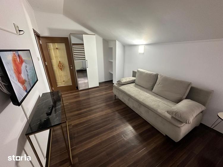 Casă cu 4 camere cu Teren 600 Mp în Central