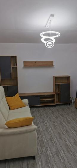 Spațiu comercial, de 120 mp, în Cătămărești