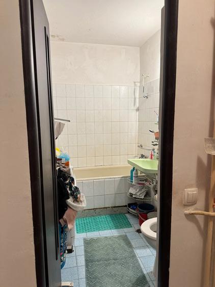 Apartament cu 3 camere decomandat în Unirii