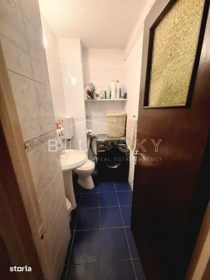 Apartament cu 4 camere semidecomandat în City Park Mall
