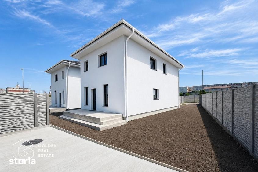 Casă cu 5 camere cu Teren 310 Mp în Micălaca