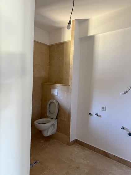 Casă individuală cu 5 camere cu Teren 290 Mp în Voluntari