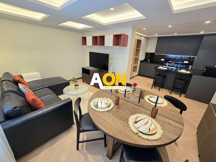 Apartament cu 3 camere decomandat, mobilat în Central