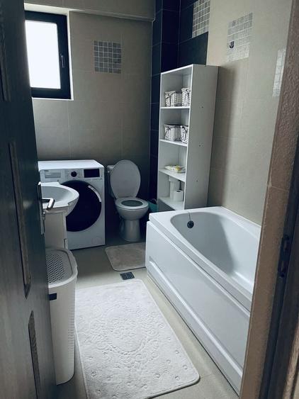 Apartament cu 2 camere decomandat în Valea Adâncă