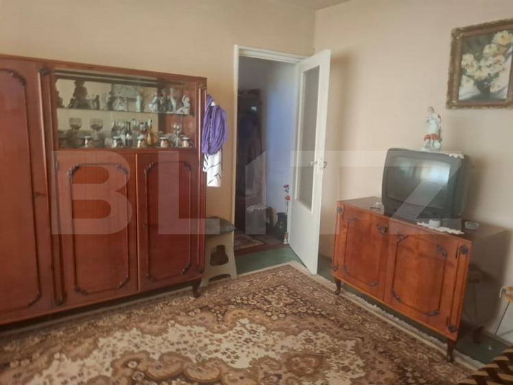 Apartament cu 2 camere semidecomandat în Micro 5