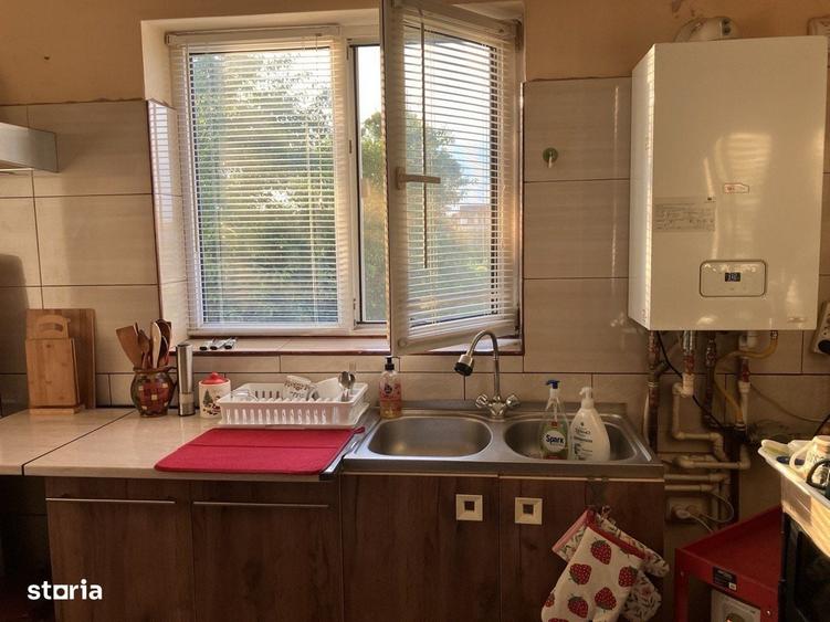 Casă cu 3 camere cu Teren 1064 Mp în Pielești