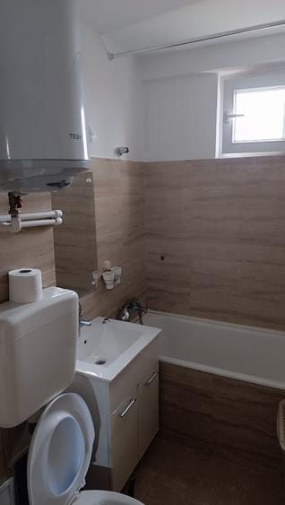 Apartament cu 2 camere decomandat în Drumul Taberei