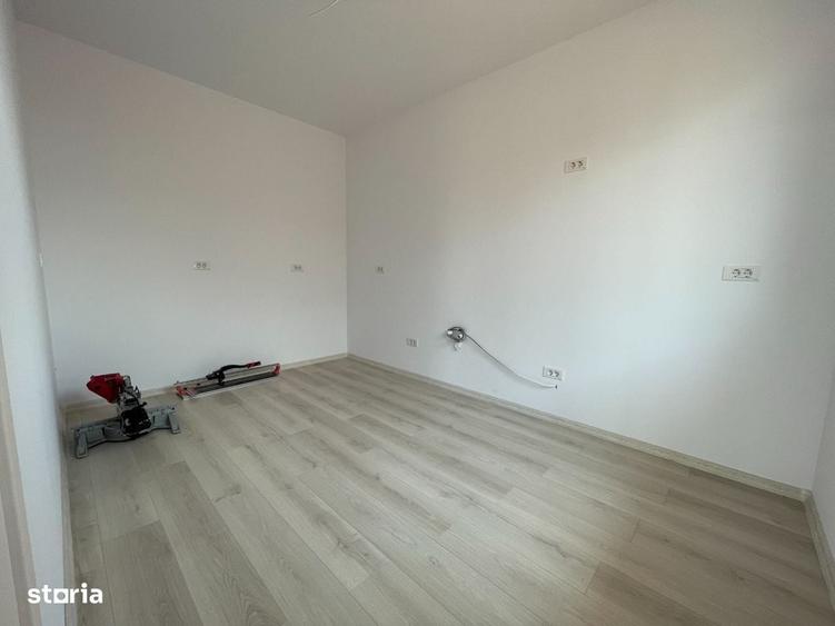 Casă cu 3 camere cu Teren 400 Mp în Domnești