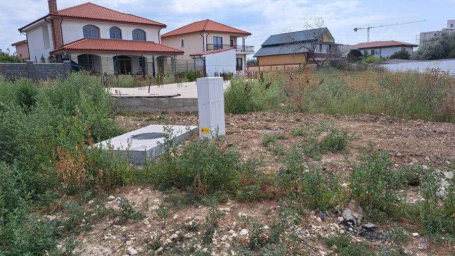Teren Construcții intravilan de 620 mp, în Sud