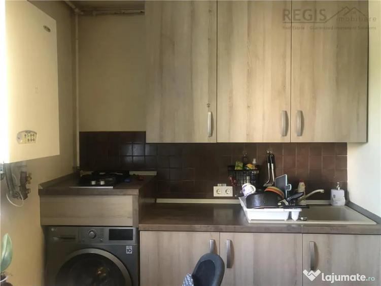 Garsonieră decomandată în Gării