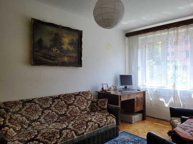 Apartament 3 camere, str Pacii - 1