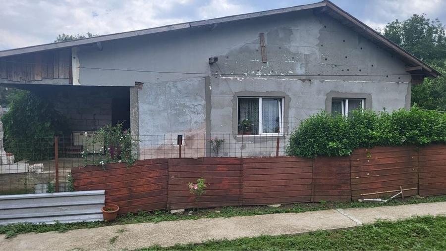Casă cu 3 camere în Petrăchioaia