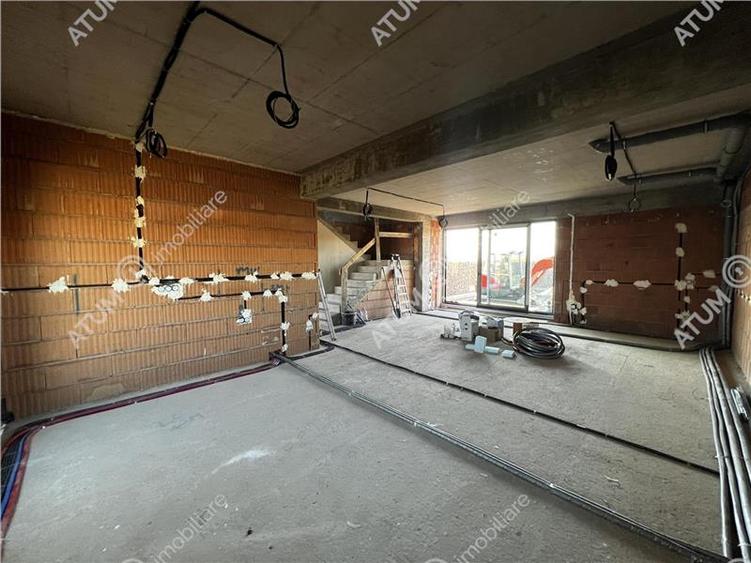 Duplex cu 4 camere cu Canalizare în Șura Mică