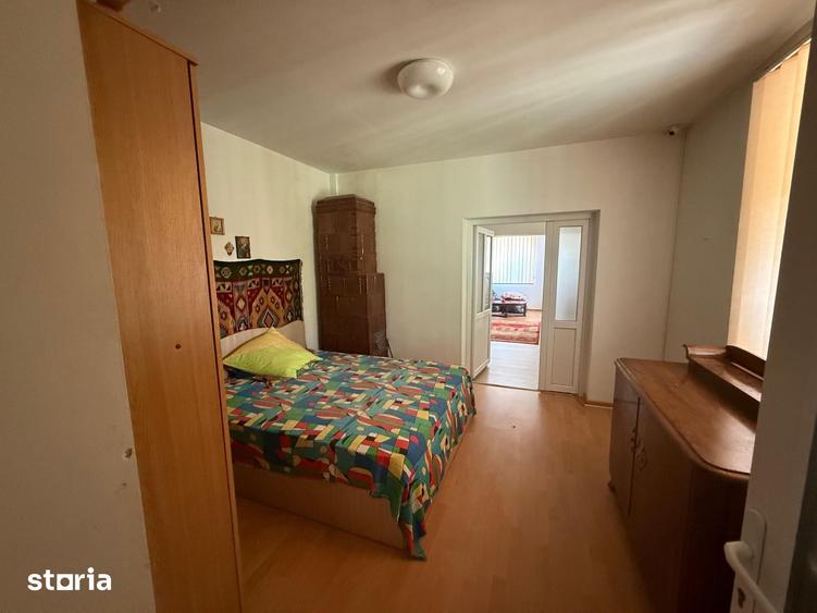 Casă cu 3 camere cu Teren 3753 Mp în Cornățelu