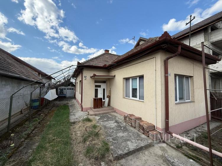 Casă individuală cu 3 camere cu Canalizare în Someșeni