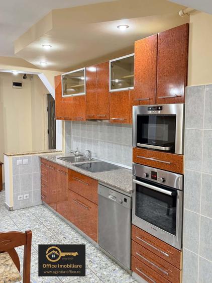 Apartament cu 2 camere decomandat în Republicii