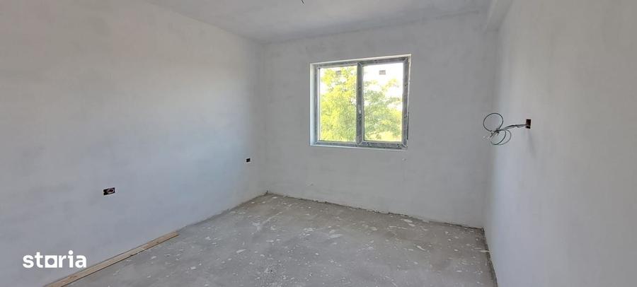 Casă cu 4 camere cu Teren 415 Mp în Dragomirești-Vale