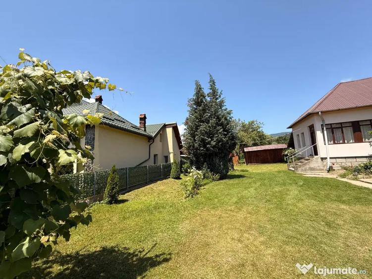 Casă cu 5 camere cu Teren 2146 Mp în Lerești