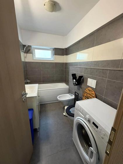 Apartament cu 2 camere decomandat în Tătărași