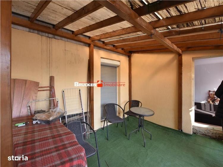 Apartament cu 3 camere decomandat în Sud
