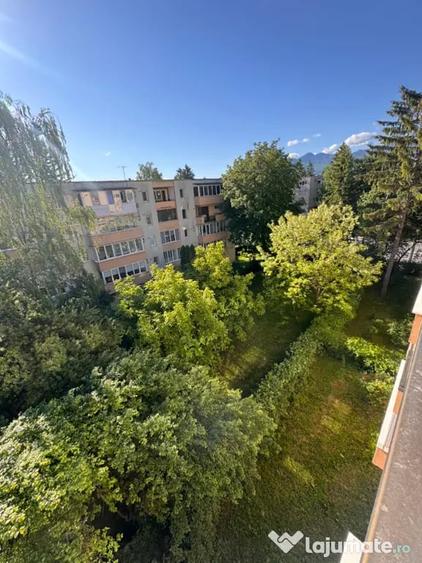Apartament cu 2 camere semidecomandat în Gemenii
