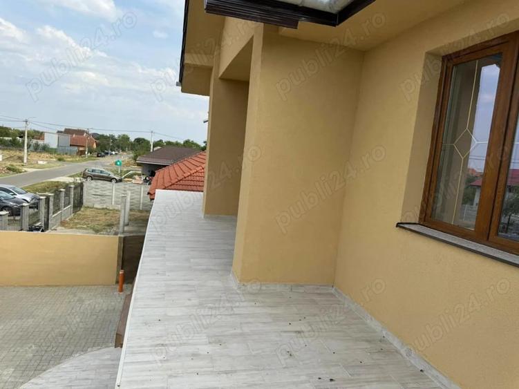 Casă cu 5 camere cu Teren 788 Mp în Parța