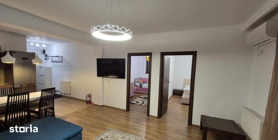 Apartament cu 3 camere, mobilat în Bucureștii Noi