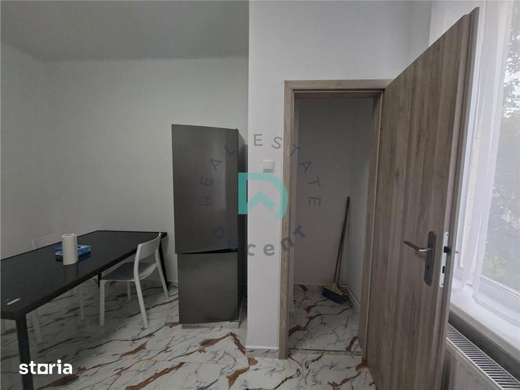 Apartament cu 3 camere decomandat în Bartolomeu