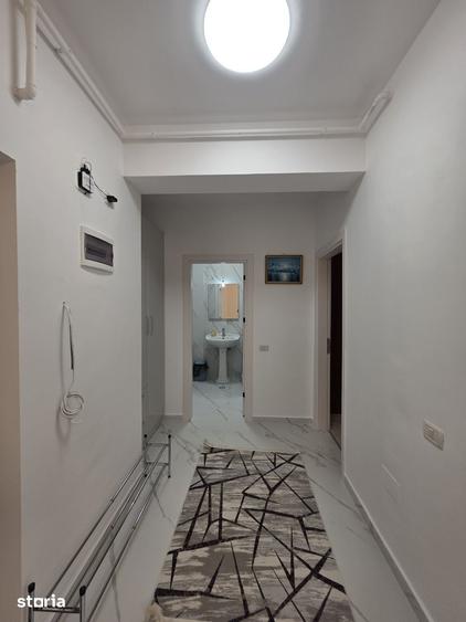 Apartament cu 2 camere decomandat în Roșu