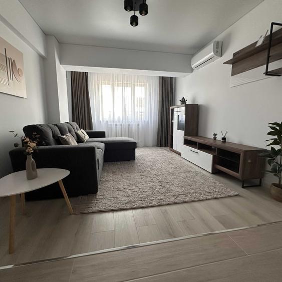 Apartament cu 2 camere semidecomandat în Tătărași
