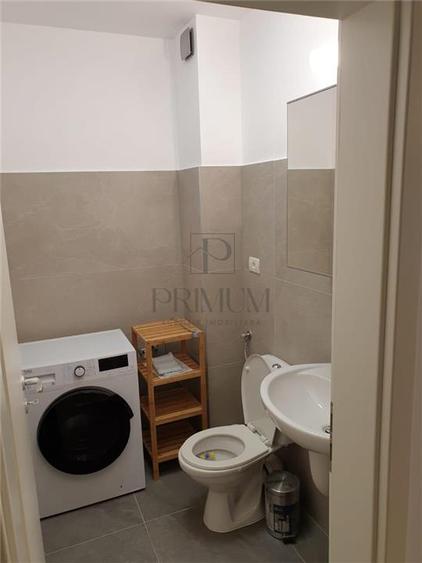 Apartament cu 3 camere decomandat, mobilat în Aradului