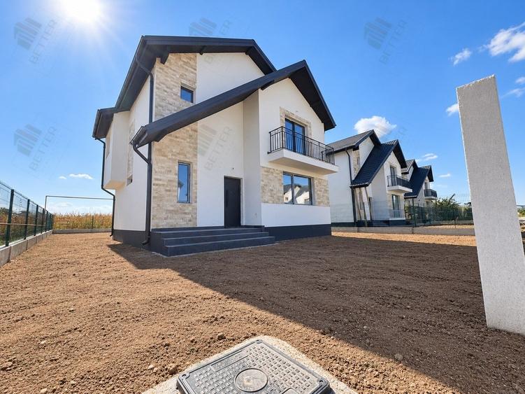 Casă individuală cu 4 camere cu Teren 350 Mp în Berceni