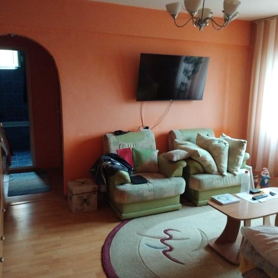 Apartament cu 2 camere semidecomandat în Băneasa