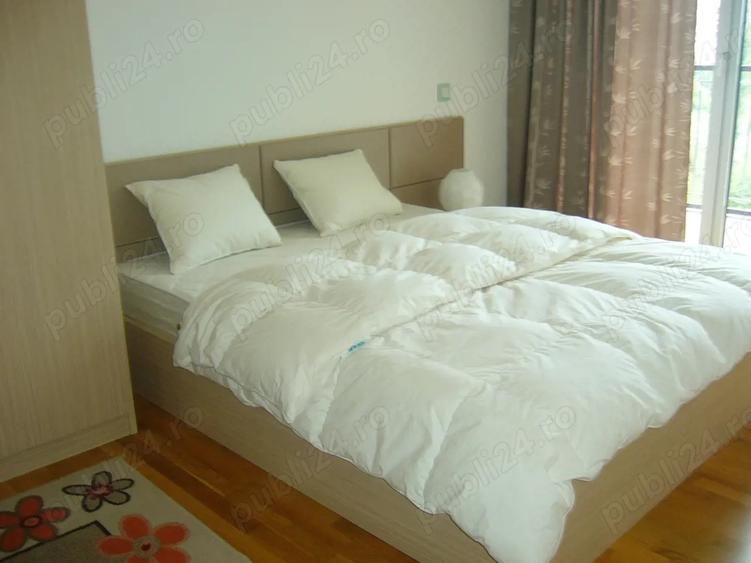 Apartament cu 3 camere decomandat, mobilat în Văcăresti