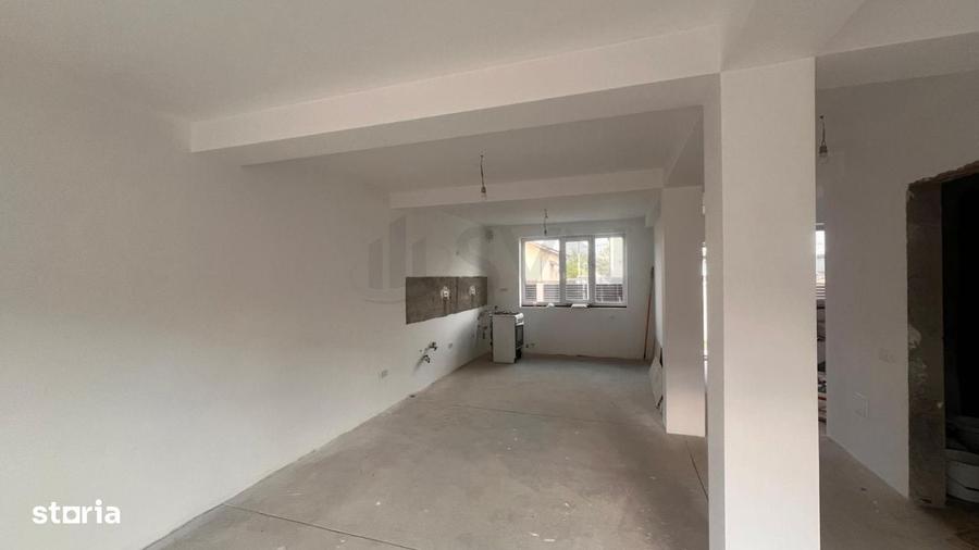Casă cu 4 camere cu Teren 288 Mp în Central