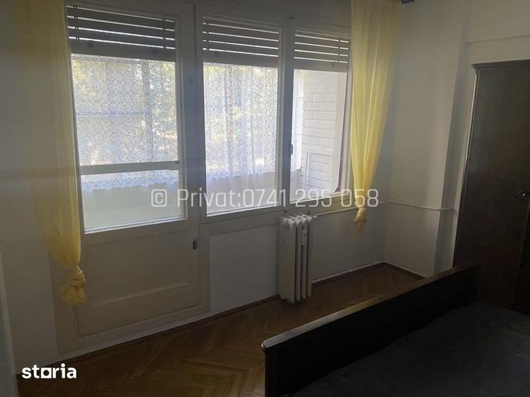 Apartament cu 2 camere decomandat, mobilat în Polivalentă