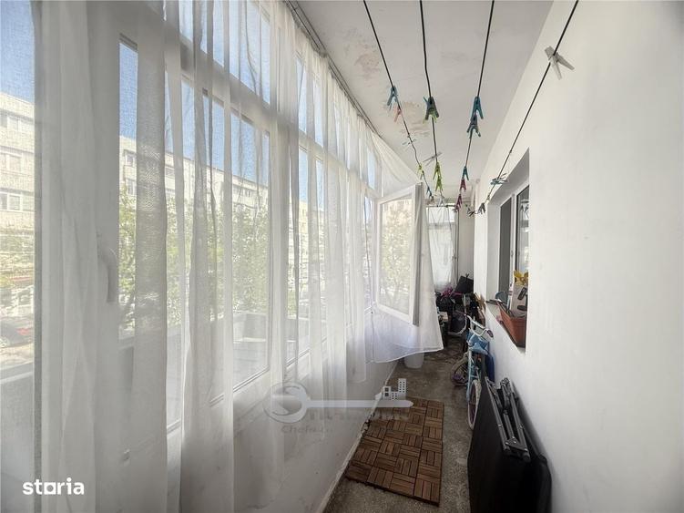 Apartament cu 2 camere decomandat în Galata
