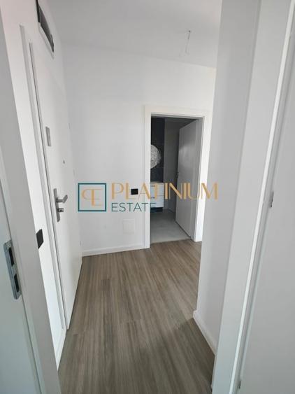 Apartament cu 3 camere decomandat în Torontalului