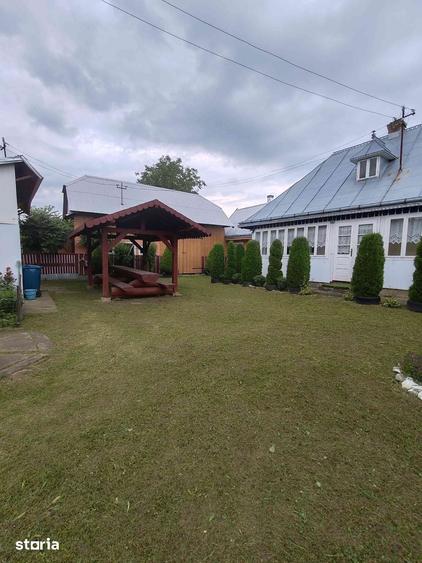 Casă cu 2 camere cu Teren 1800 Mp în Frătăuții Noi
