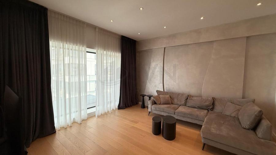Apartament cu 3 camere semidecomandat, mobilat în Floreasca