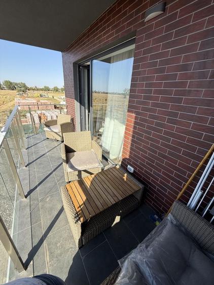 Apartament cu 2 camere semidecomandat în Giroc