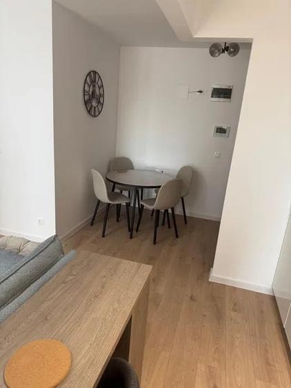 Apartament cu 2 camere decomandat în Theodor Pallady