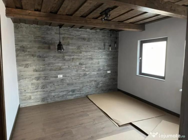 Casă cu 6 camere cu Teren 300 Mp în Rădăuți