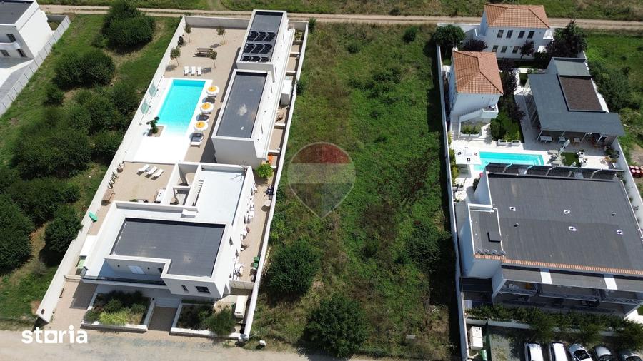 Teren de 1500 mp, în Limanu